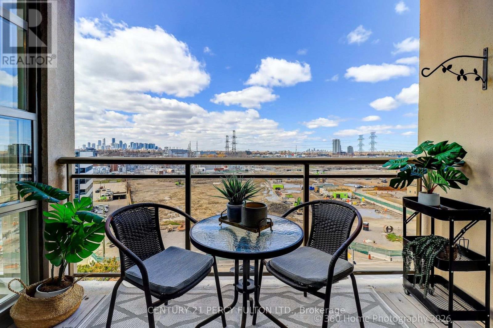 604 - 1 Leaside Park Drive, Toronto, Ontario  M4H 1R1 - Photo 14 - C13031816