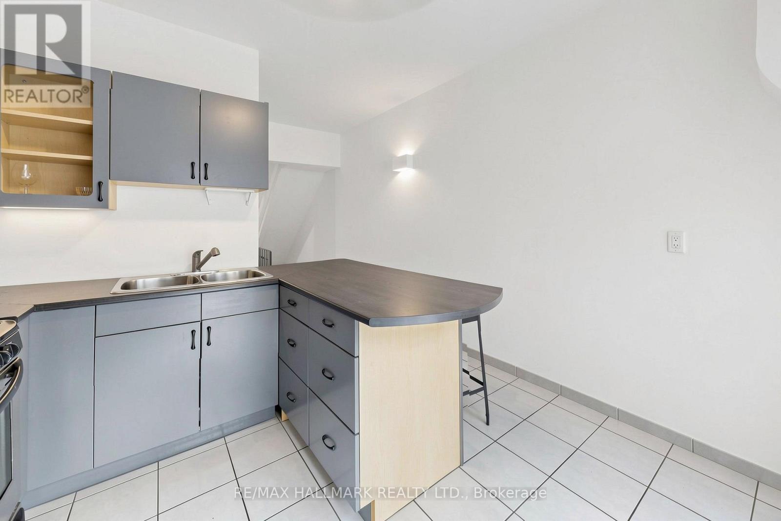 80 Manning Avenue, Toronto, Ontario  M6J 2K5 - Photo 20 - C13032160