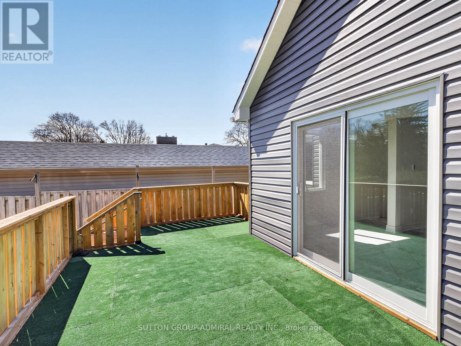 408 Andrew Street, Newmarket, Ontario  L3Y 1H4 - Photo 31 - N13033260