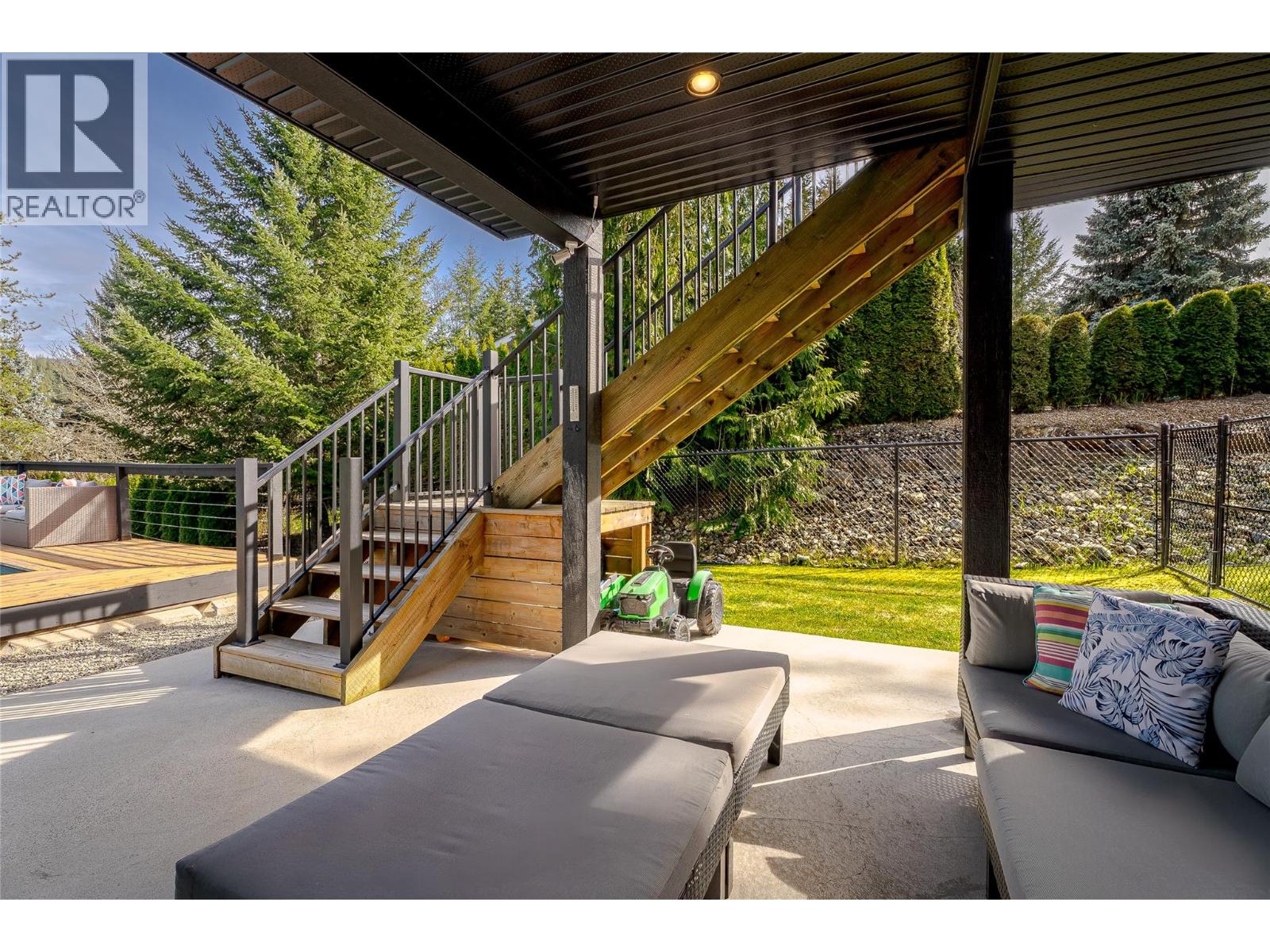 2790 Mountview Drive, Blind Bay, British Columbia  V0E 1H1 - Photo 78 - 10384426