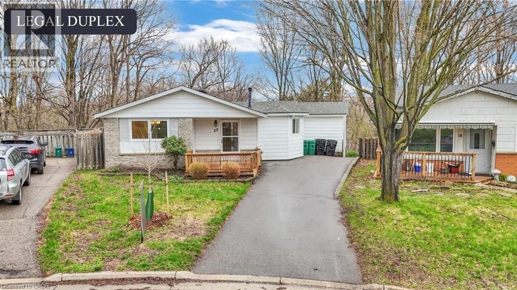 22 BLACKHORNE Crescent, Kitchener, Ontario