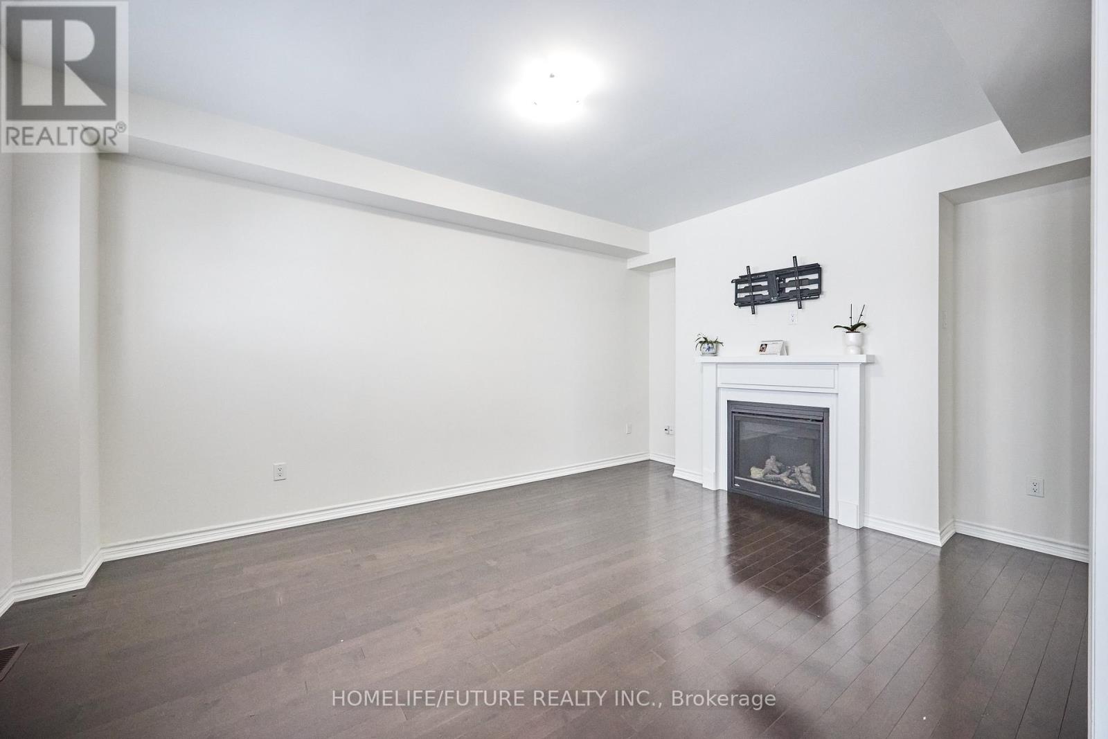 357 Danny Wheeler Boulevard, Georgina, Ontario  L4P 0K2 - Photo 13 - N13033306