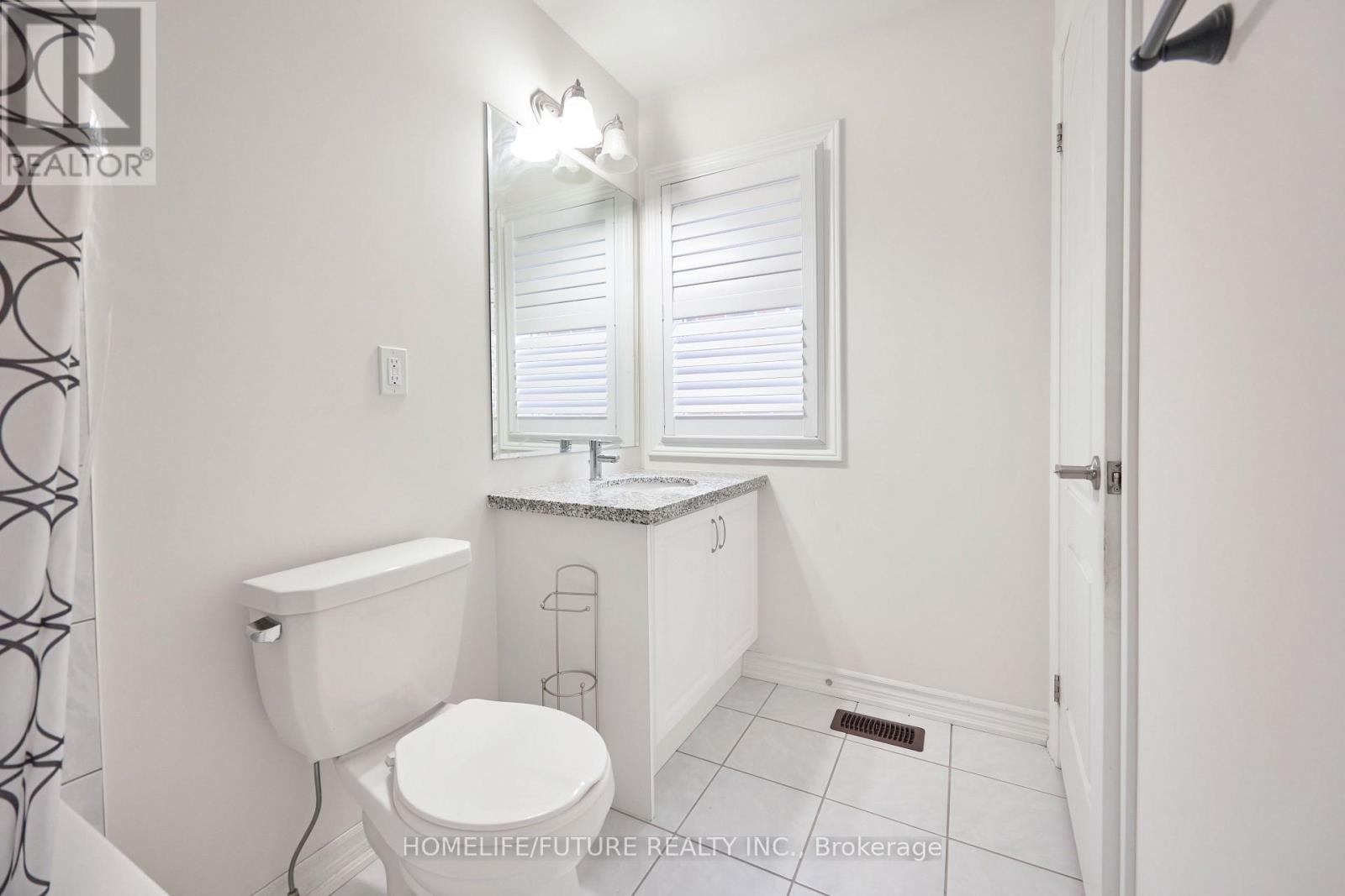 357 Danny Wheeler Boulevard, Georgina, Ontario  L4P 0K2 - Photo 28 - N13033306