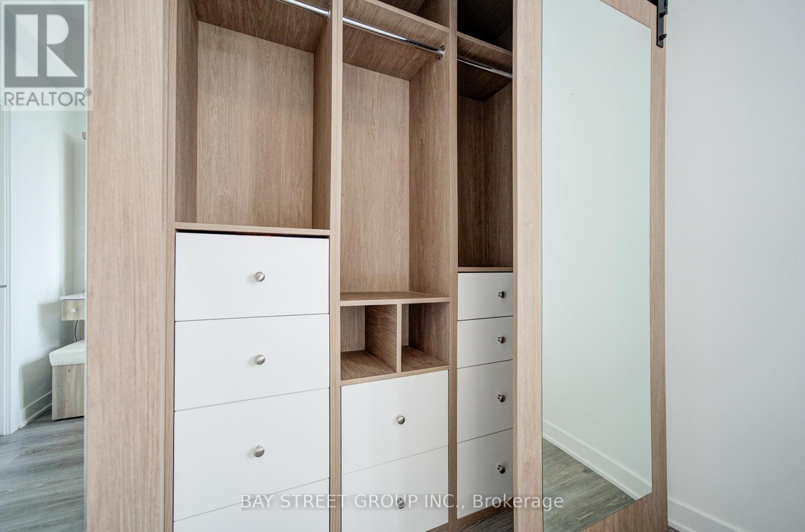 210 - 120 Eagle Rock Way, Vaughan, Ontario  L6A 5C2 - Photo 23 - N13033312