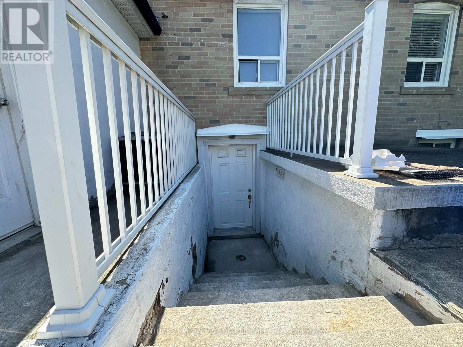 BASEMENT - 226 FALSTAFF AVENUE, Toronto, Ontario
