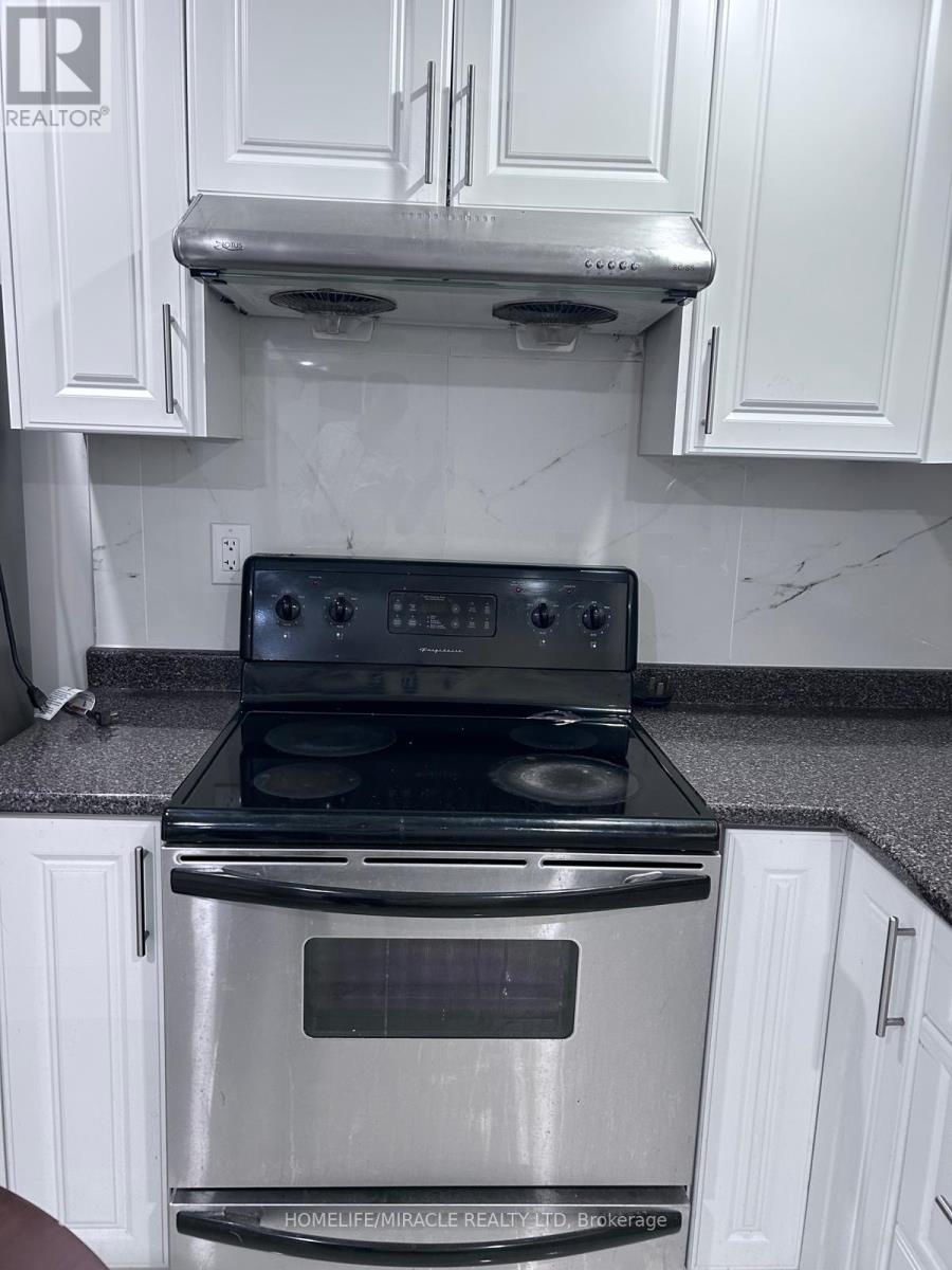 21 Donlamont Circle, Brampton, Ontario  L7A 4T5 - Photo 21 - W13033290