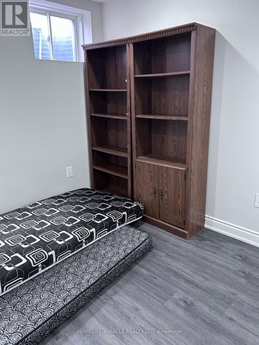 21 Donlamont Circle, Brampton, Ontario  L7A 4T5 - Photo 24 - W13033290