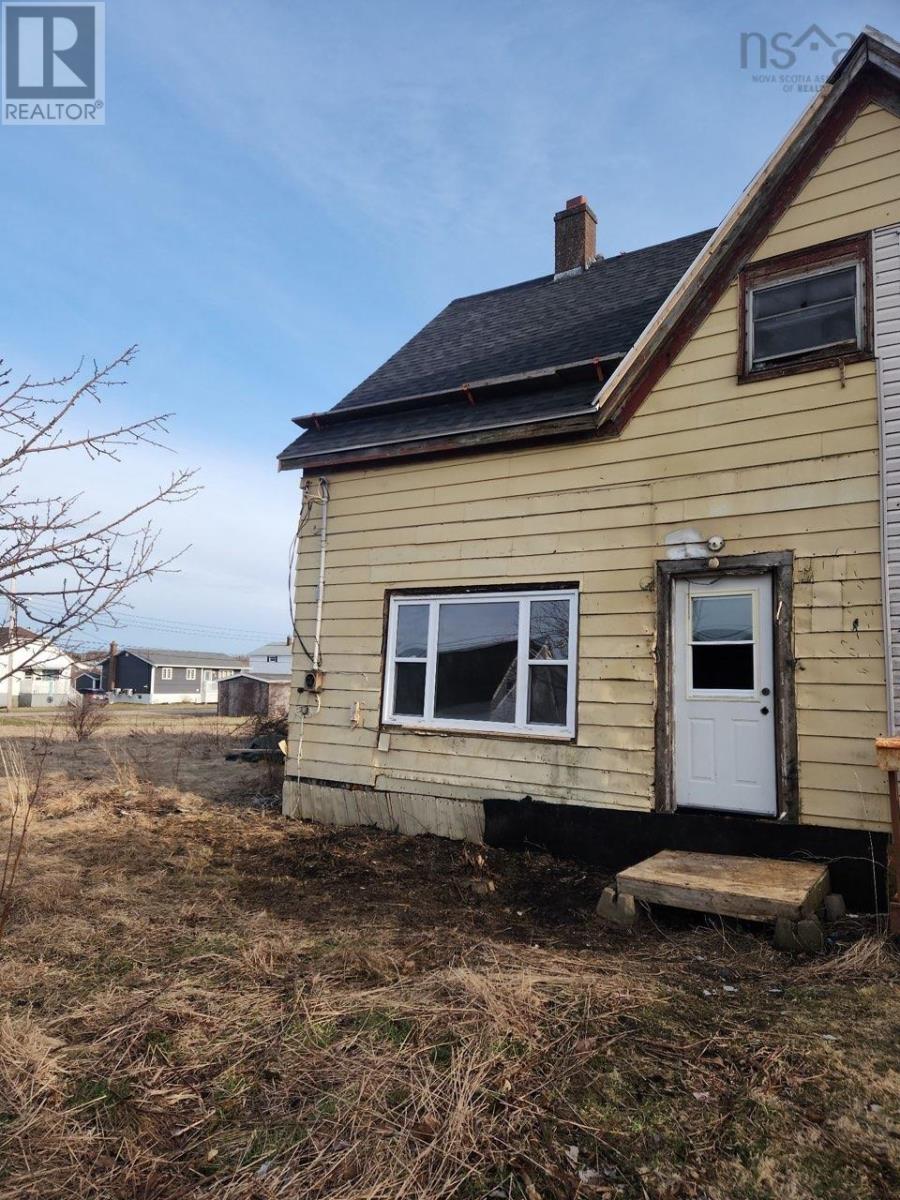 94 dorchester Street, glace bay, Nova Scotia