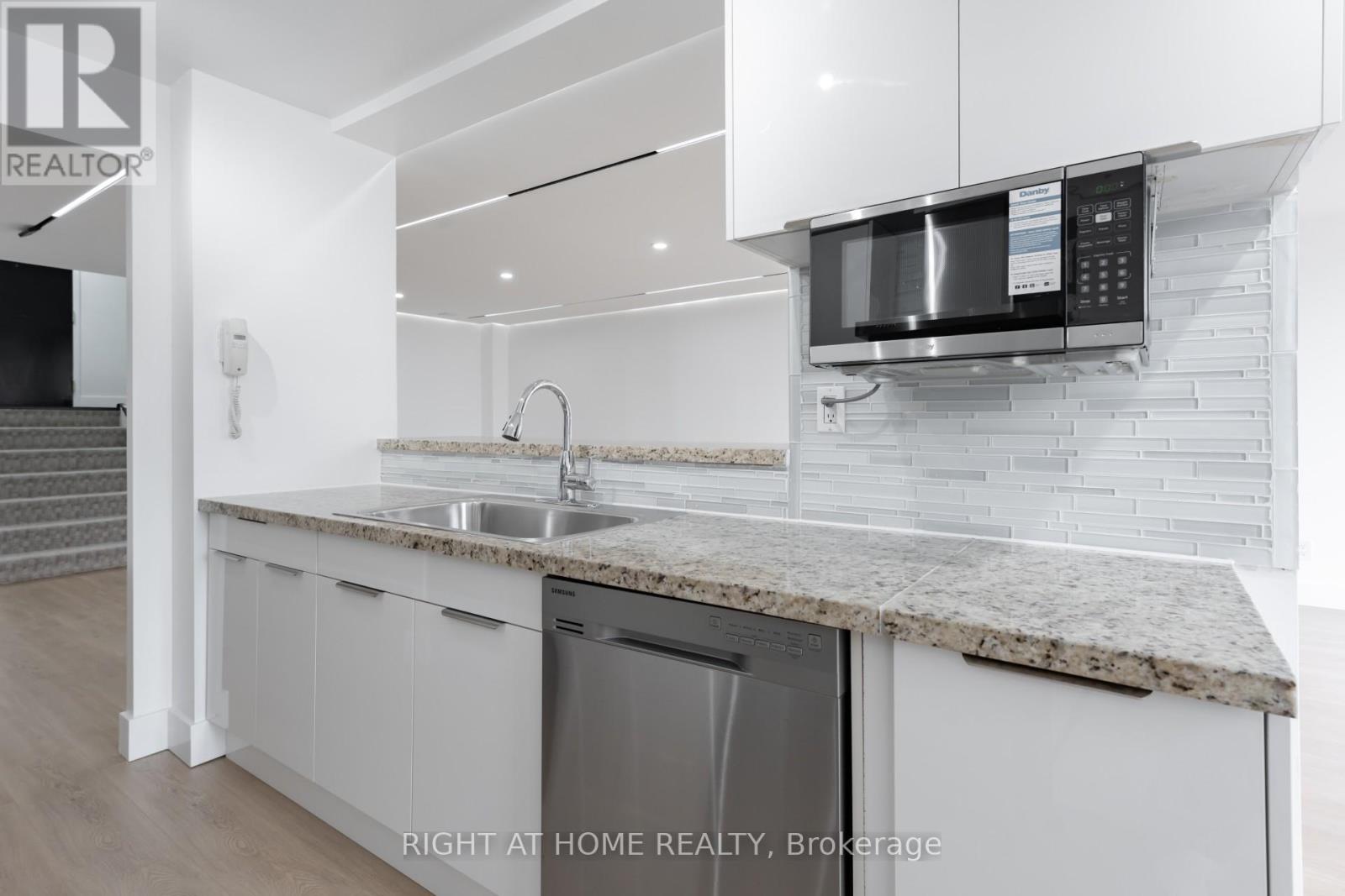 905 - 30 Church Street, Toronto, Ontario  M5E 1S7 - Photo 18 - C13032966