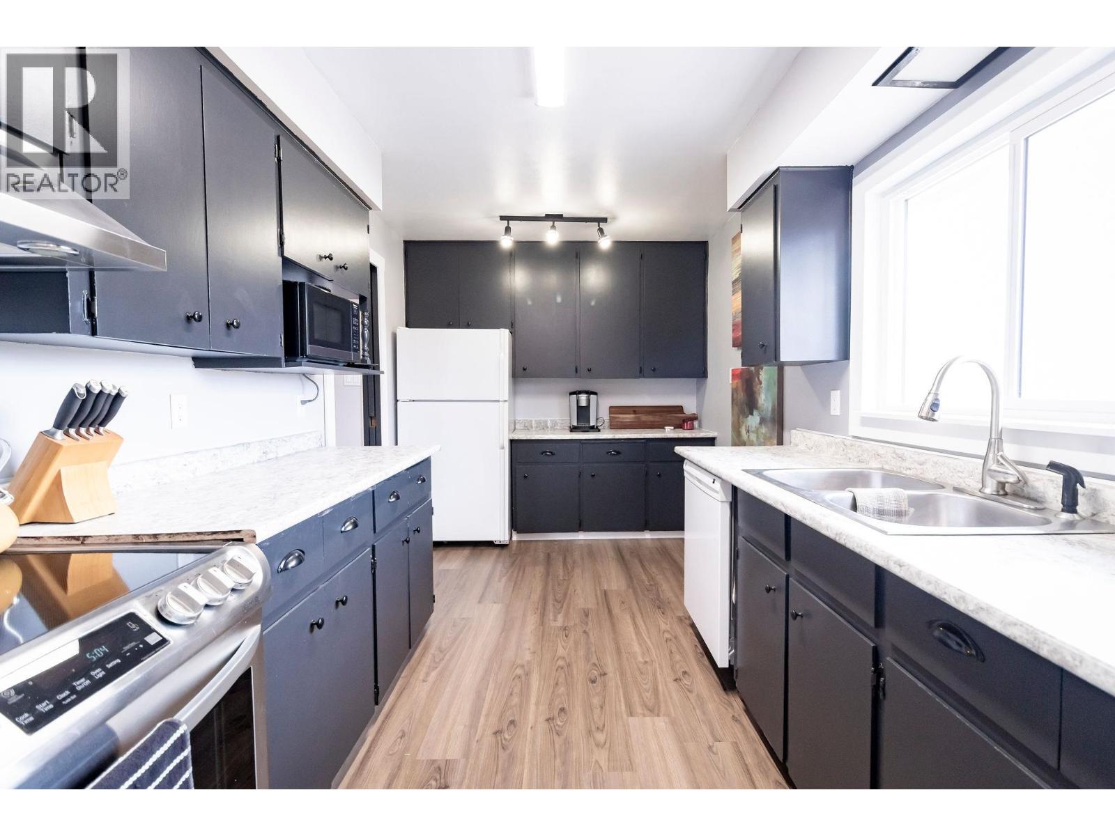 9508 114a Avenue, Fort St. John, British Columbia  V1J 2X5 - Photo 11 - R3111912