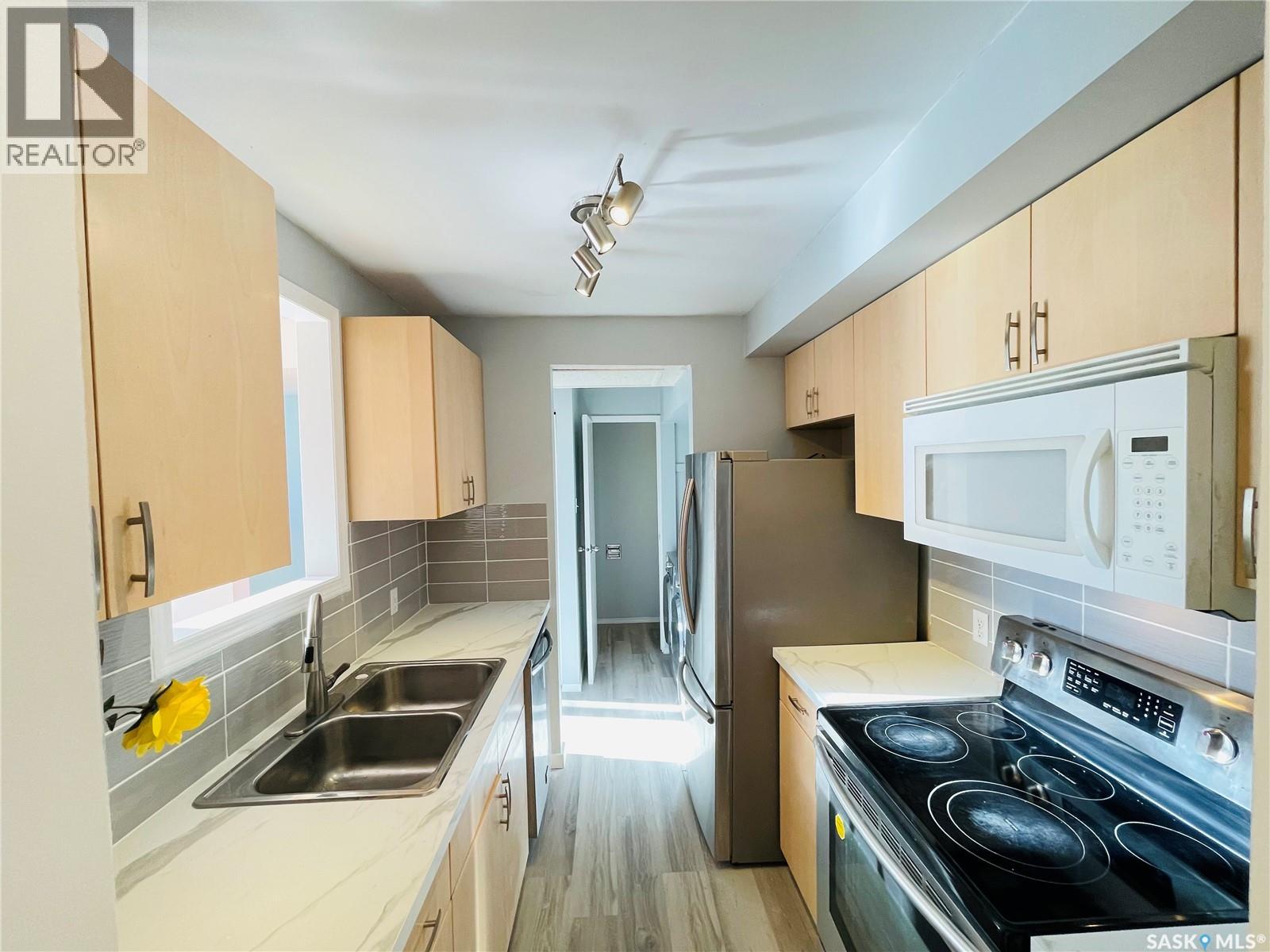 5026 10th Avenue, Regina, Saskatchewan  S4T 7P4 - Photo 17 - SK027509