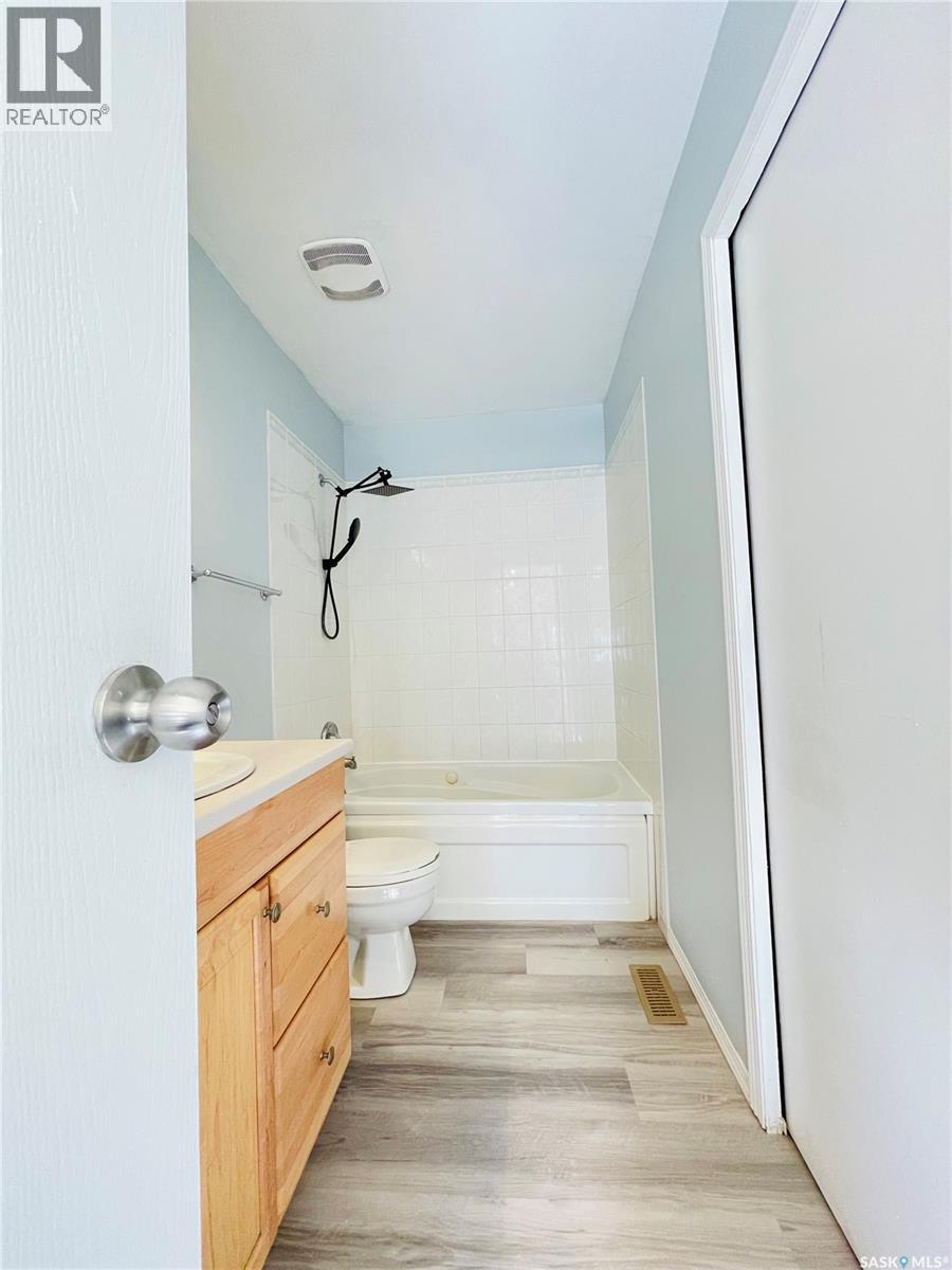 5026 10th Avenue, Regina, Saskatchewan  S4T 7P4 - Photo 31 - SK027509