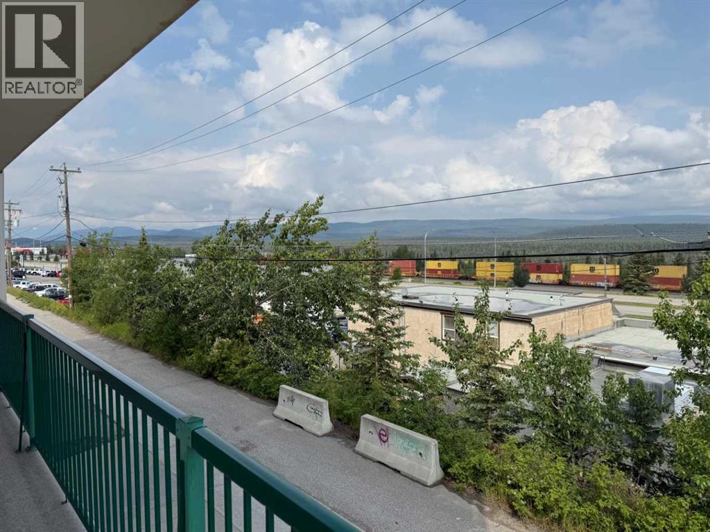 204, 228 Pembina Avenue, Hinton, Alberta  T7V 0A5 - Photo 15 - A2281368