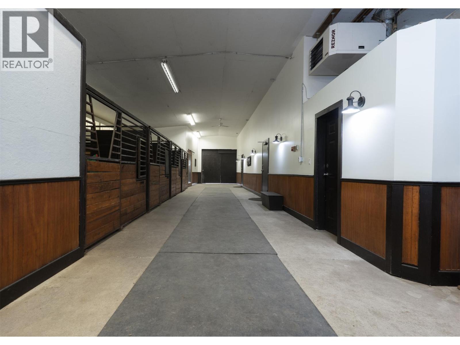 4452 Sleepy Hollow Road, Armstrong, British Columbia  V0E 1B4 - Photo 30 - 10378563