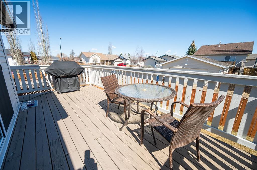 355 Duston Street, Red Deer, Alberta  T4R 3J9 - Photo 33 - A2303660