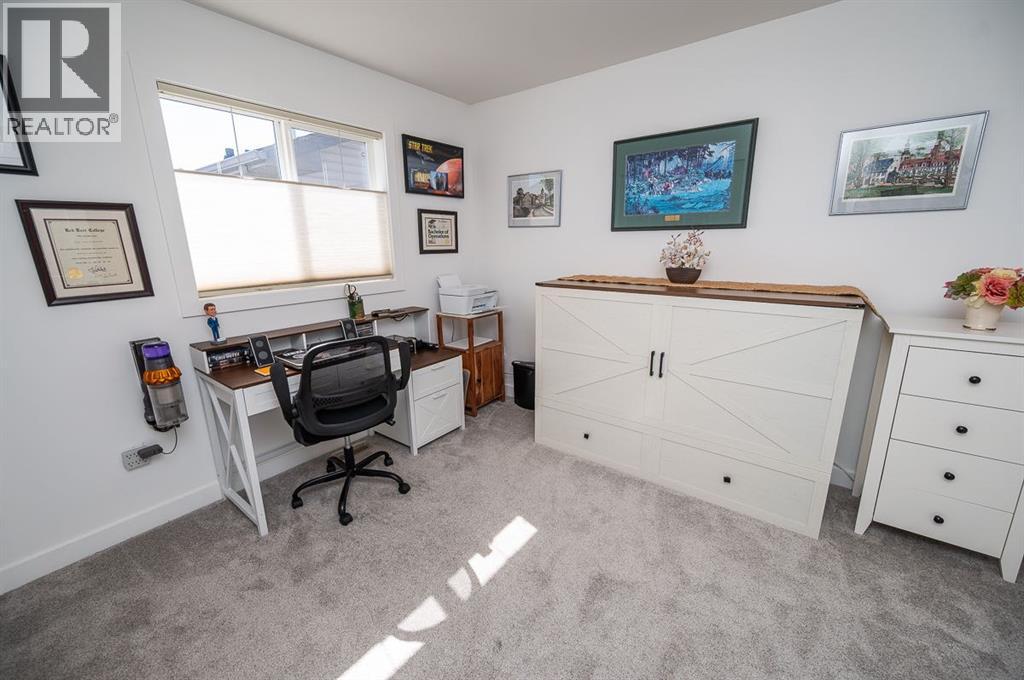 355 Duston Street, Red Deer, Alberta  T4R 3J9 - Photo 19 - A2303660