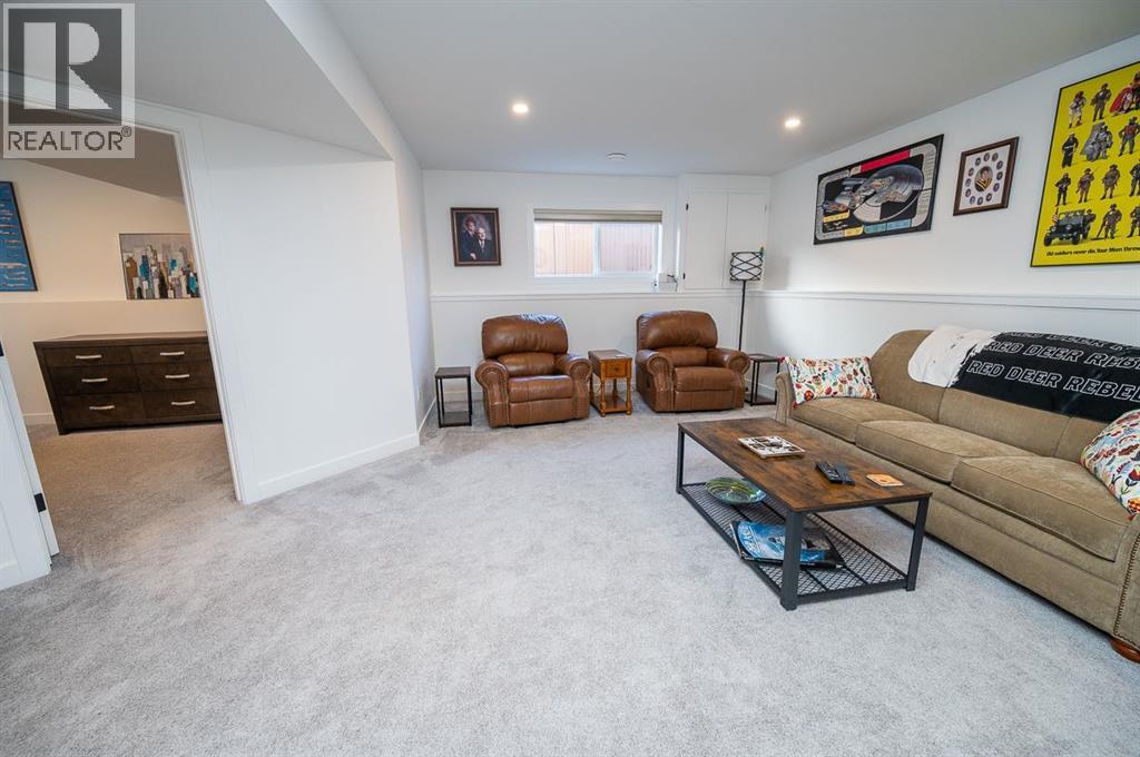 355 Duston Street, Red Deer, Alberta  T4R 3J9 - Photo 21 - A2303660