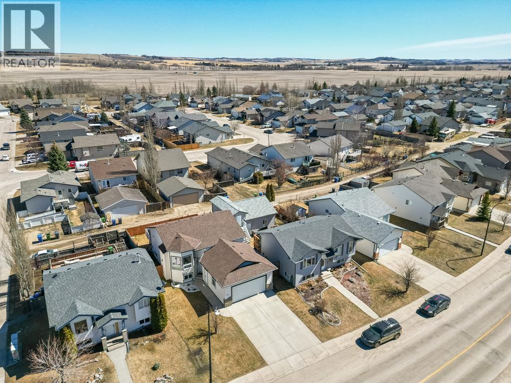 355 Duston Street, Red Deer, Alberta  T4R 3J9 - Photo 36 - A2303660