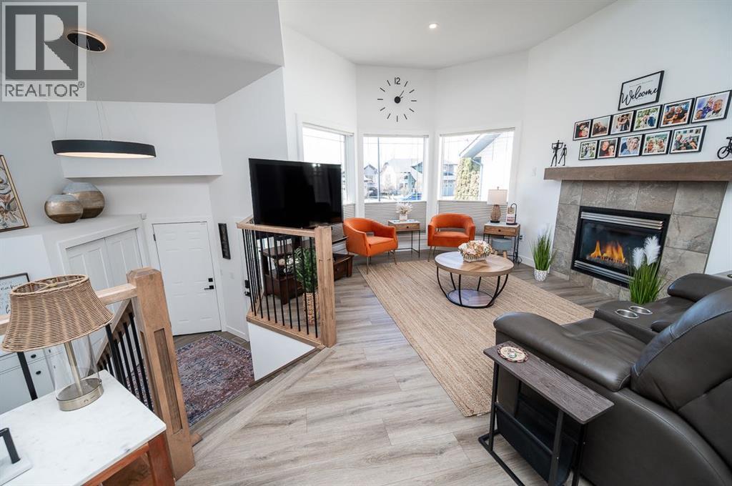 355 Duston Street, Red Deer, Alberta  T4R 3J9 - Photo 9 - A2303660