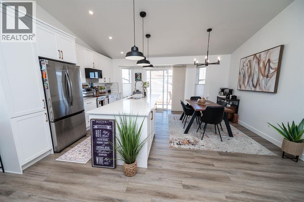 355 Duston Street, Red Deer, Alberta  T4R 3J9 - Photo 13 - A2303660