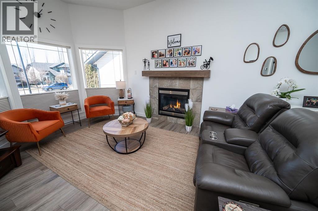 355 Duston Street, Red Deer, Alberta  T4R 3J9 - Photo 10 - A2303660