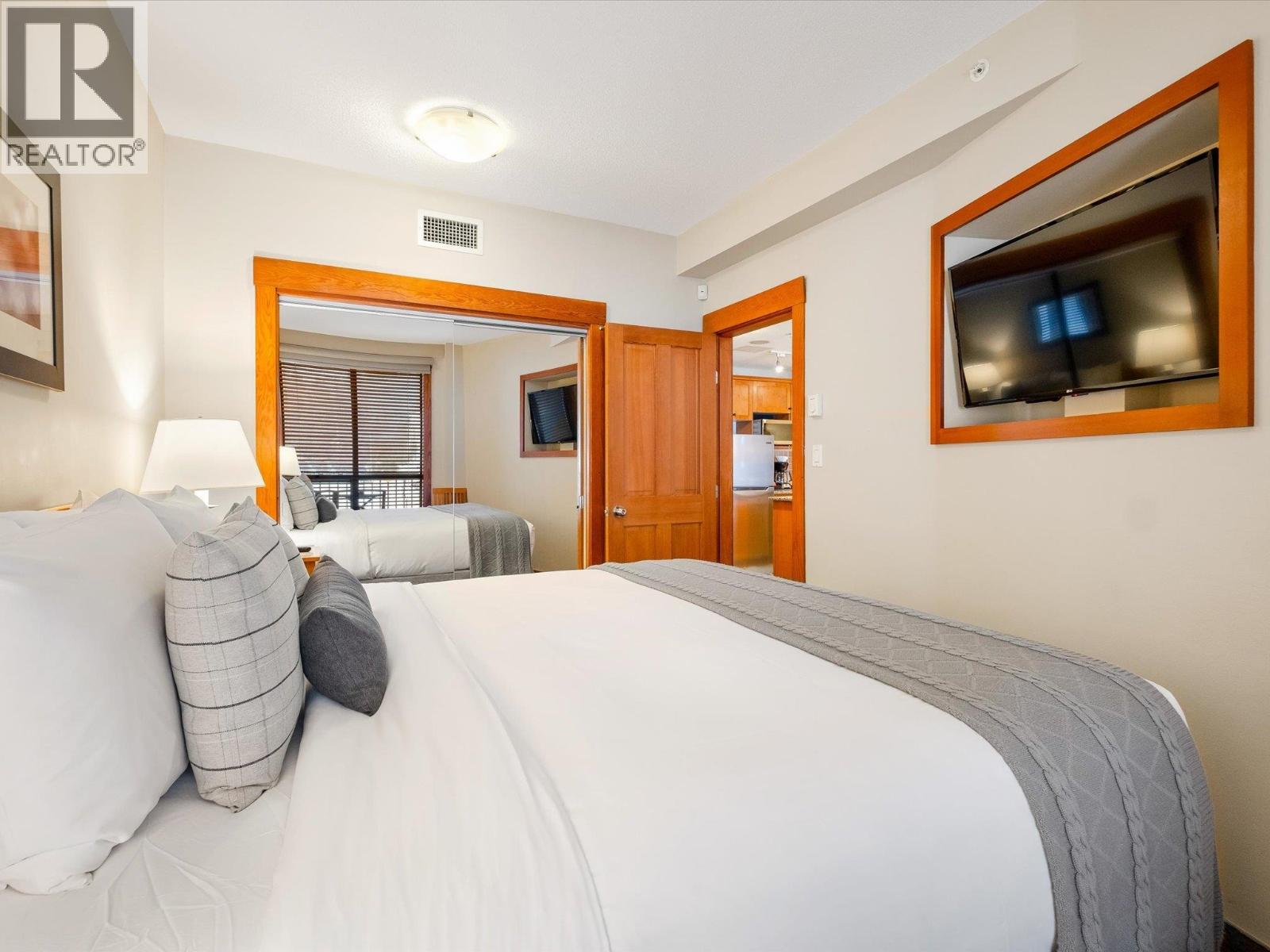 602 4320 Sundial Crescent, Whistler, British Columbia  V8E 1G6 - Photo 14 - R3071252