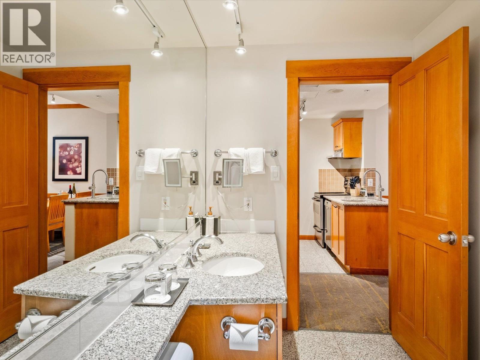 602 4320 Sundial Crescent, Whistler, British Columbia  V8E 1G6 - Photo 18 - R3071252