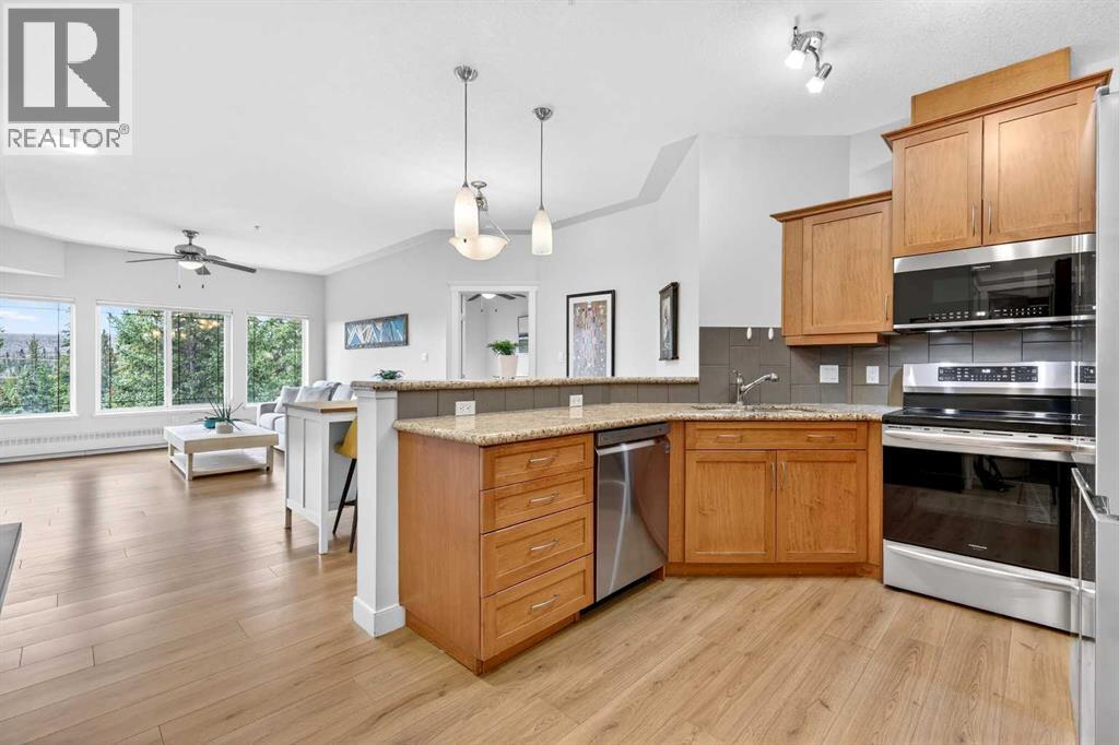 519, 10 Discovery Ridge Close Sw, Calgary, Alberta  T3H 5X3 - Photo 13 - A2301665