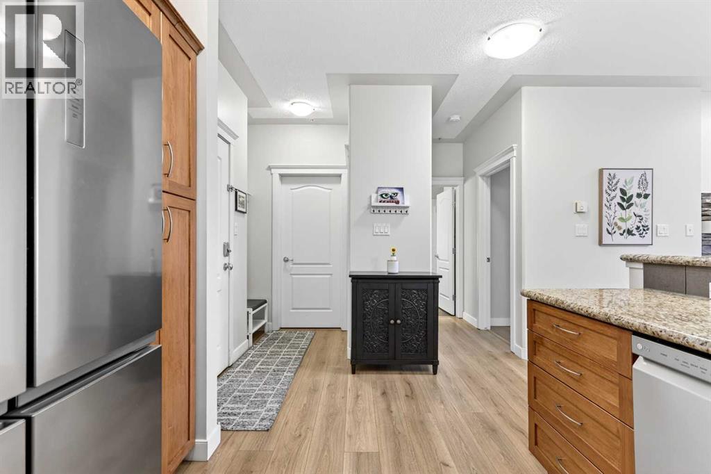 519, 10 Discovery Ridge Close Sw, Calgary, Alberta  T3H 5X3 - Photo 17 - A2301665