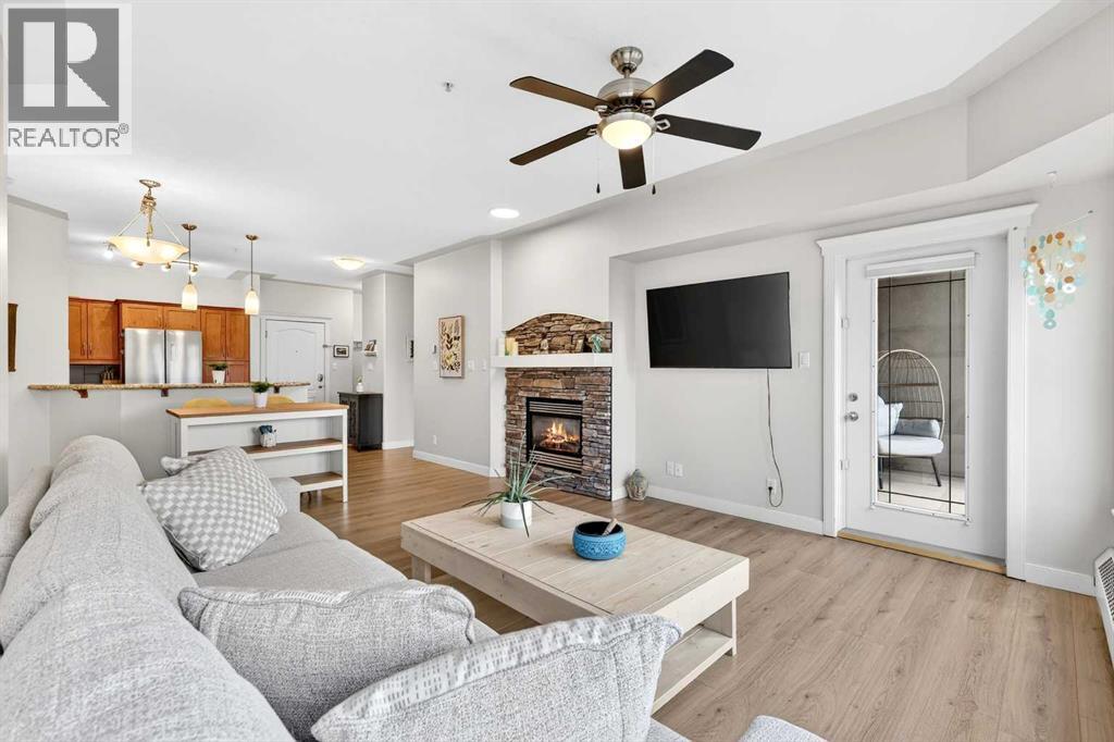 519, 10 Discovery Ridge Close Sw, Calgary, Alberta  T3H 5X3 - Photo 5 - A2301665