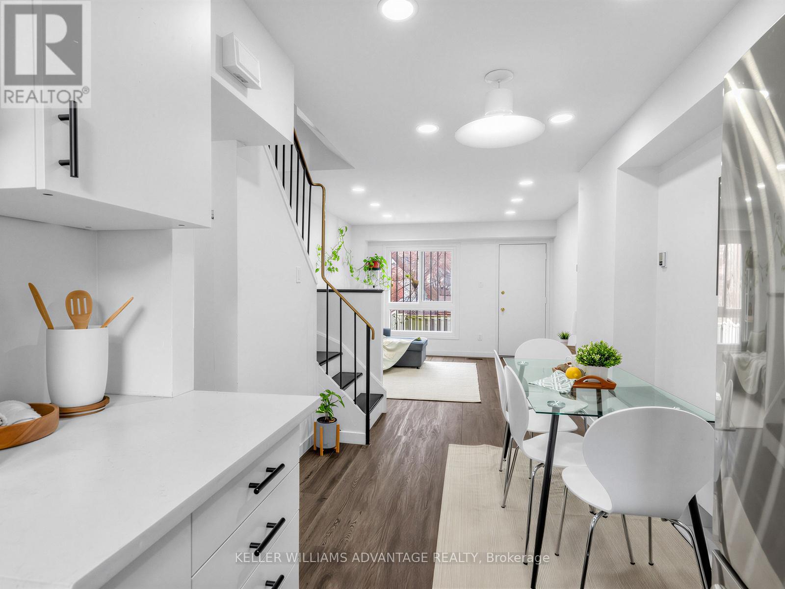 159 - 275 Broadview Avenue, Toronto, Ontario  M4M 3H5 - Photo 10 - E13033302