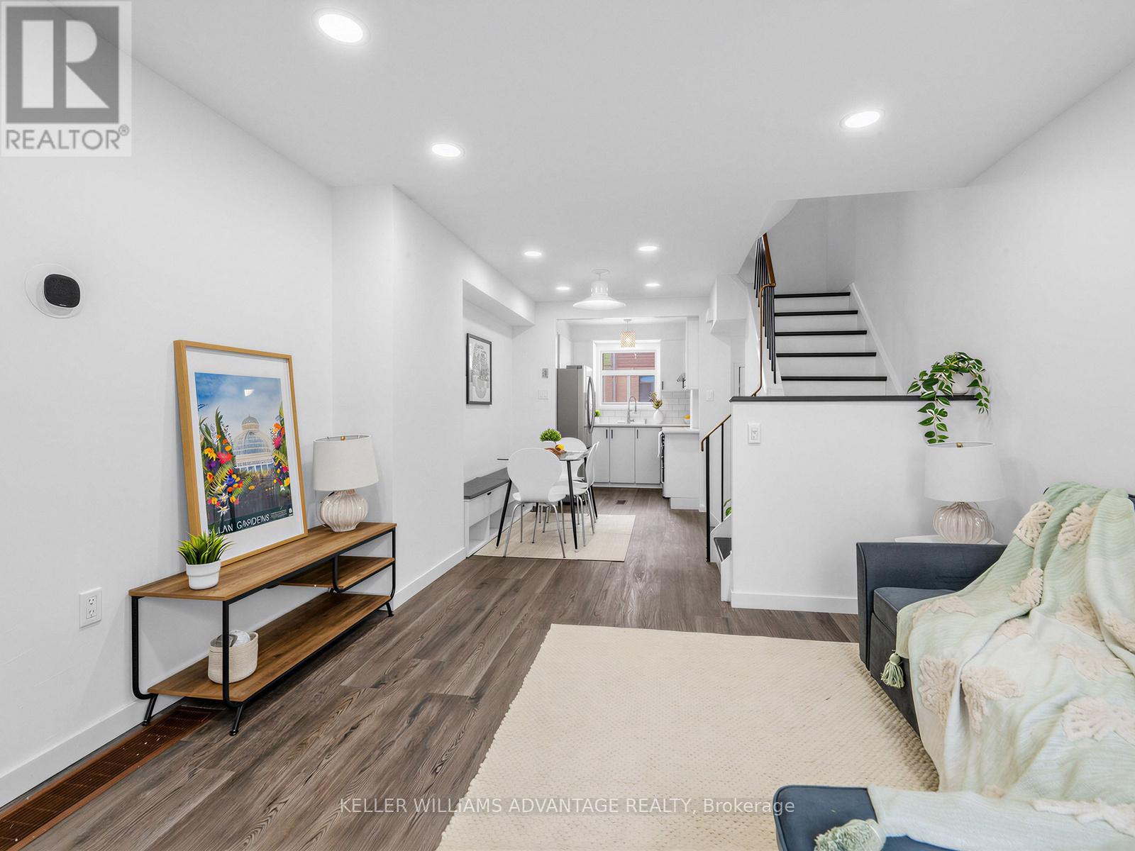 159 - 275 Broadview Avenue, Toronto, Ontario  M4M 3H5 - Photo 3 - E13033302