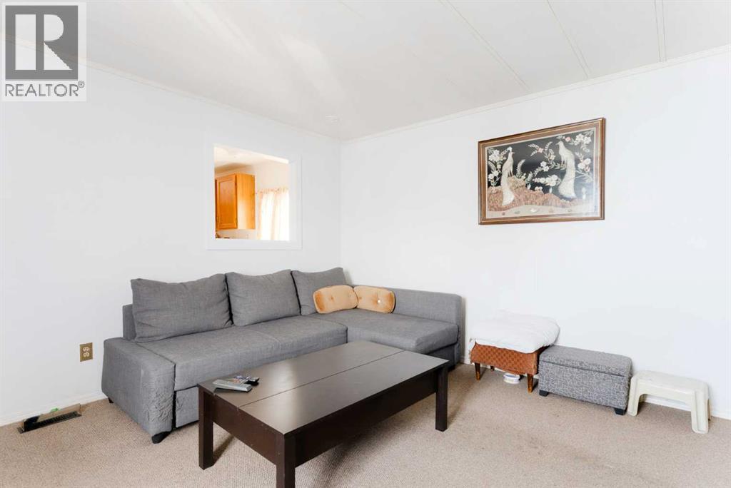 302, 6220 17 Avenue SE, Calgary, Alberta  T2A 0W6 - Photo 3 - A2283600