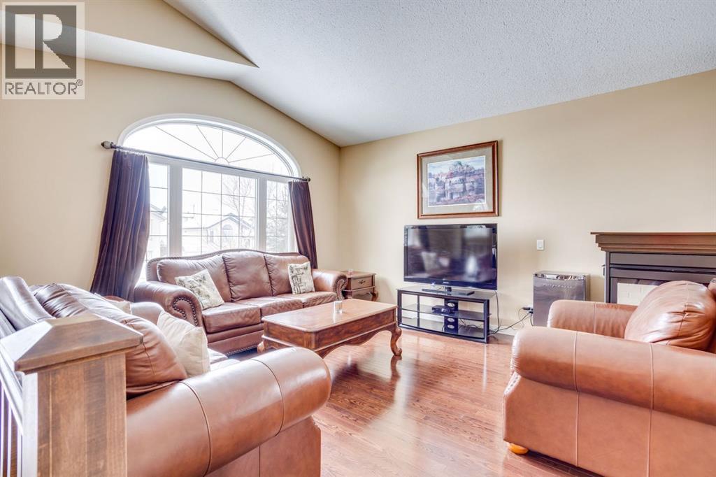 322 Plamondon Drive, Fort Mcmurray, Alberta  T9K 0B2 - Photo 6 - A2292996