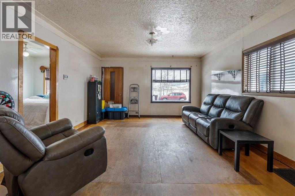 1409 81 Street, Coleman, Alberta  T0K 0M0 - Photo 7 - A2303263