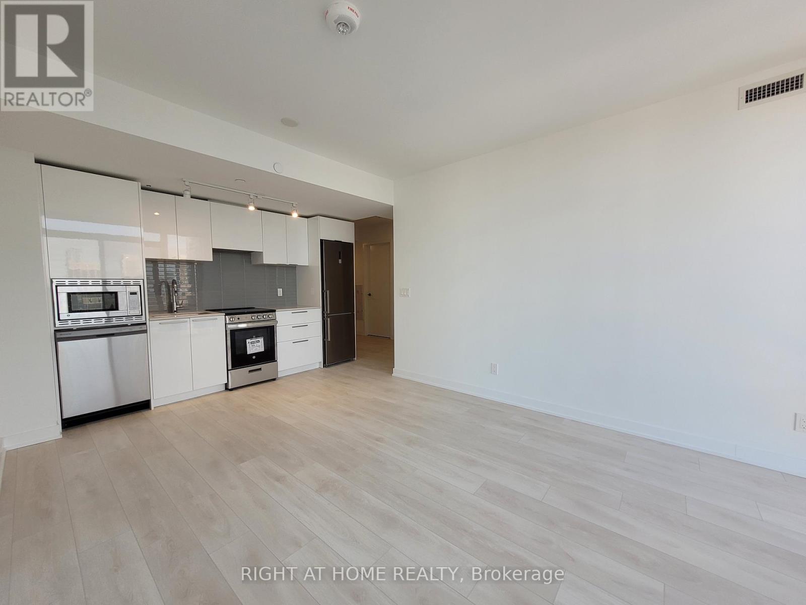 3705 - 501 Yonge Street, Toronto, Ontario  M4Y 0G8 - Photo 2 - C13033340