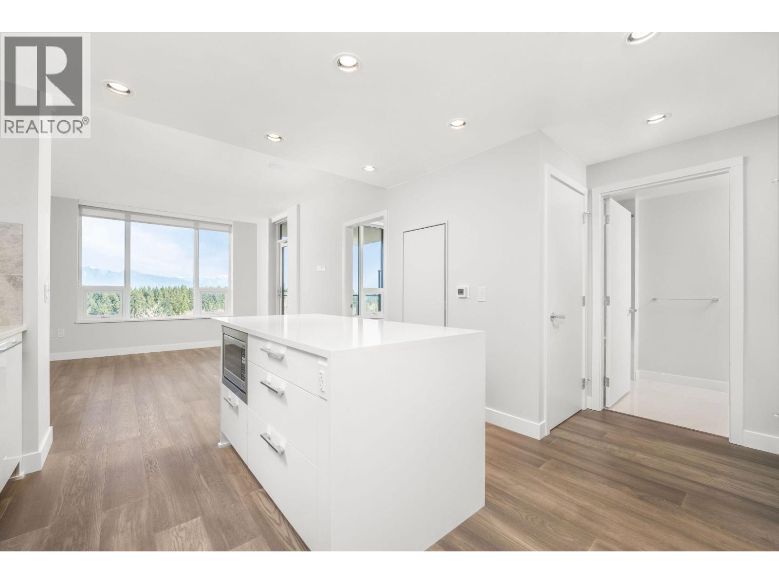 1303 5410 Shortcut Road, Vancouver, British Columbia  V6T 0C8 - Photo 2 - R3114956