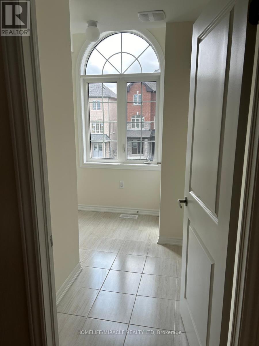 2547 HIBISCUS DRIVE, Pickering, Ontario