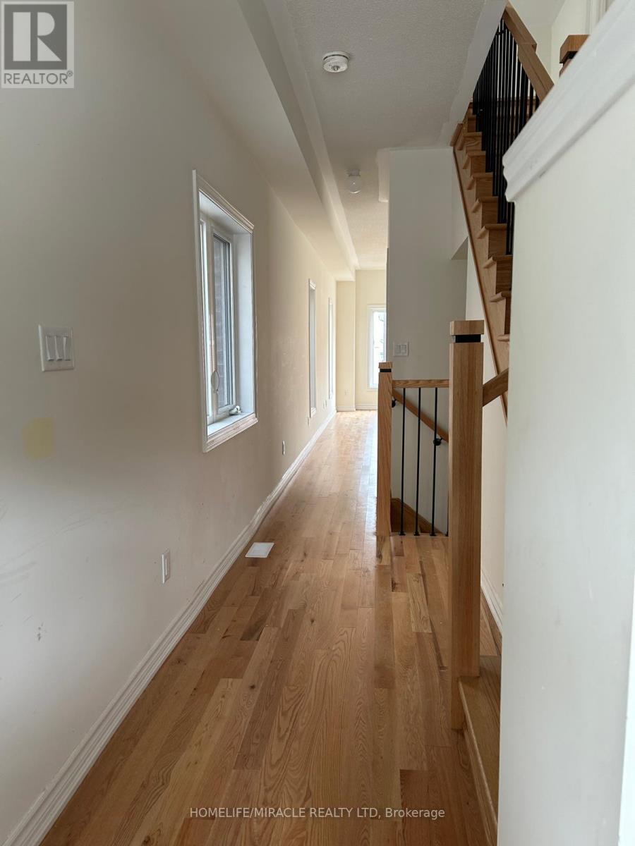 2547 Hibiscus Drive, Pickering, Ontario  L1X 0M6 - Photo 10 - E13033320