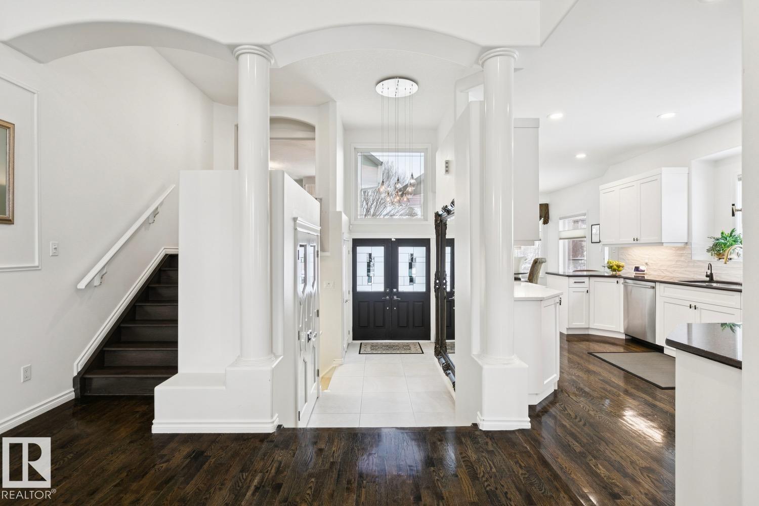 22 Prestige Pt NW, Edmonton, Alberta  T6M 2T3 - Photo 2 - E4474263