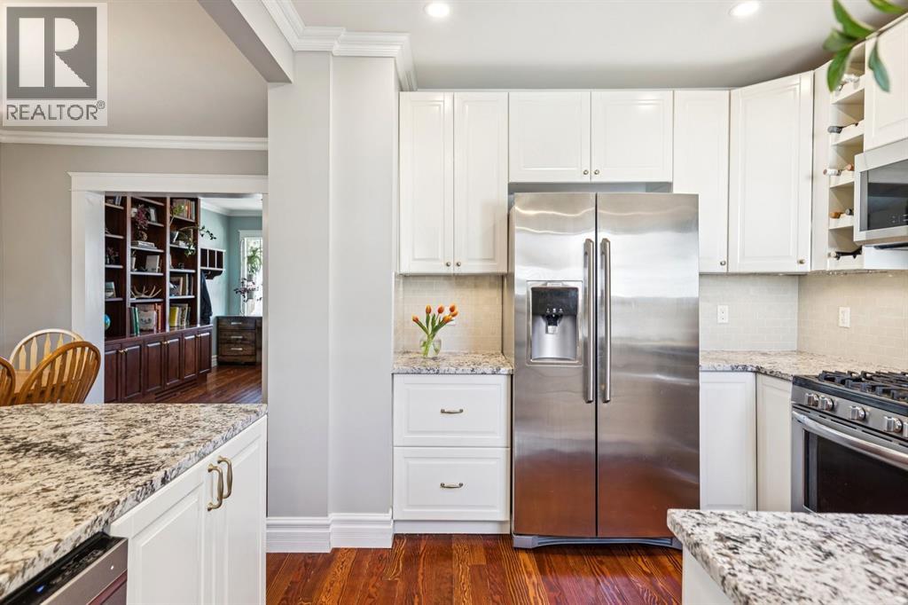 2230 22 Avenue SW, Calgary, Alberta  T2T 0S7 - Photo 5 - A2302859