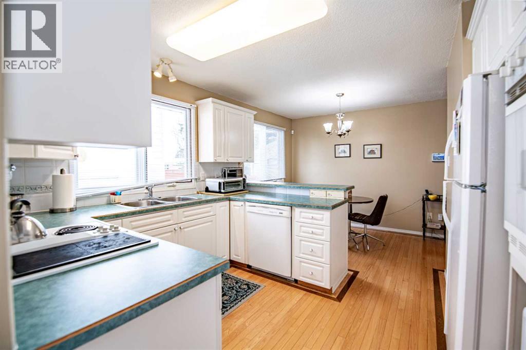 5333 57 Avenue, Rocky Mountain House, Alberta  T4T 1M7 - Photo 12 - A2289765