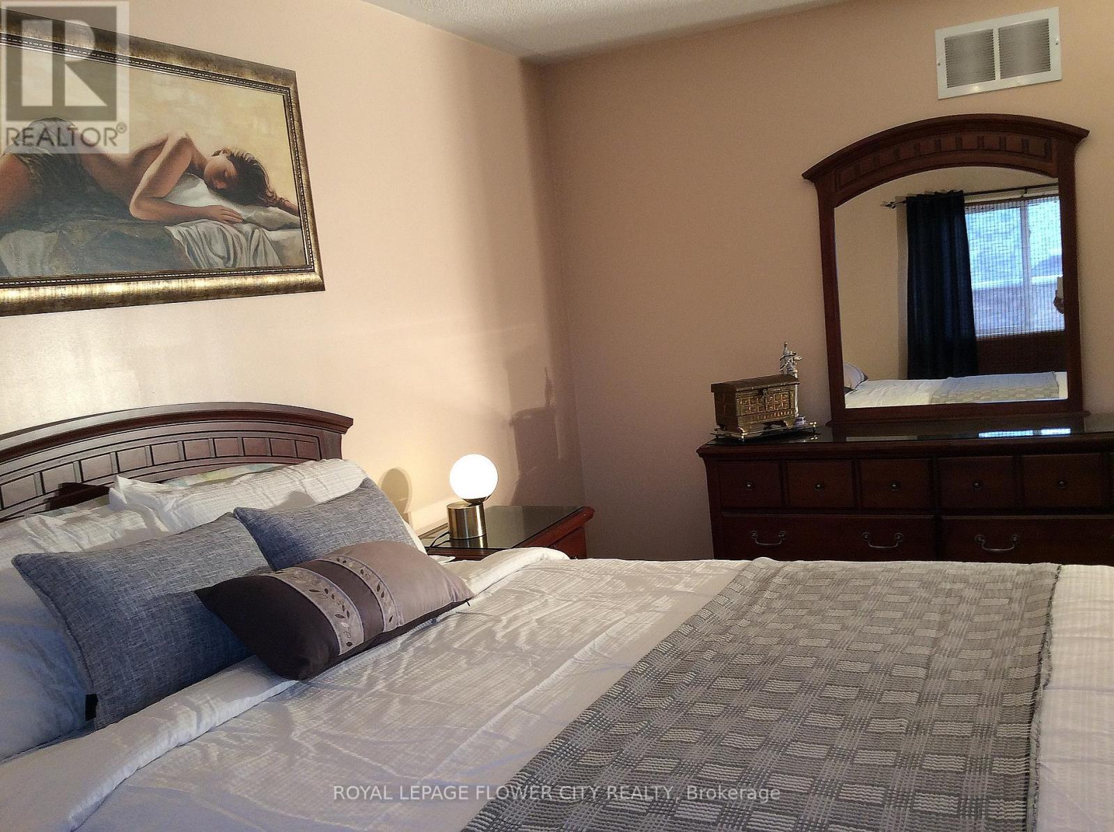 30 Condotti Drive, Vaughan, Ontario  L4H 2C8 - Photo 22 - N12987158