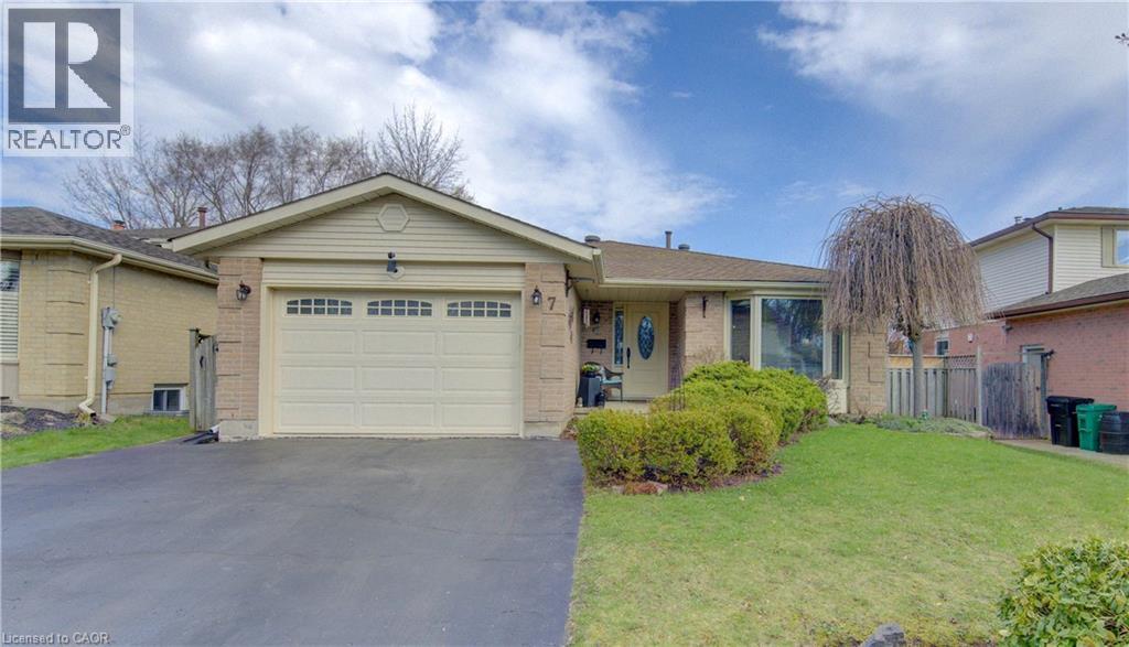 7 Kilkerran Crescent, Kitchener, Ontario  N2R 1B6 - Photo 1 - 40823029