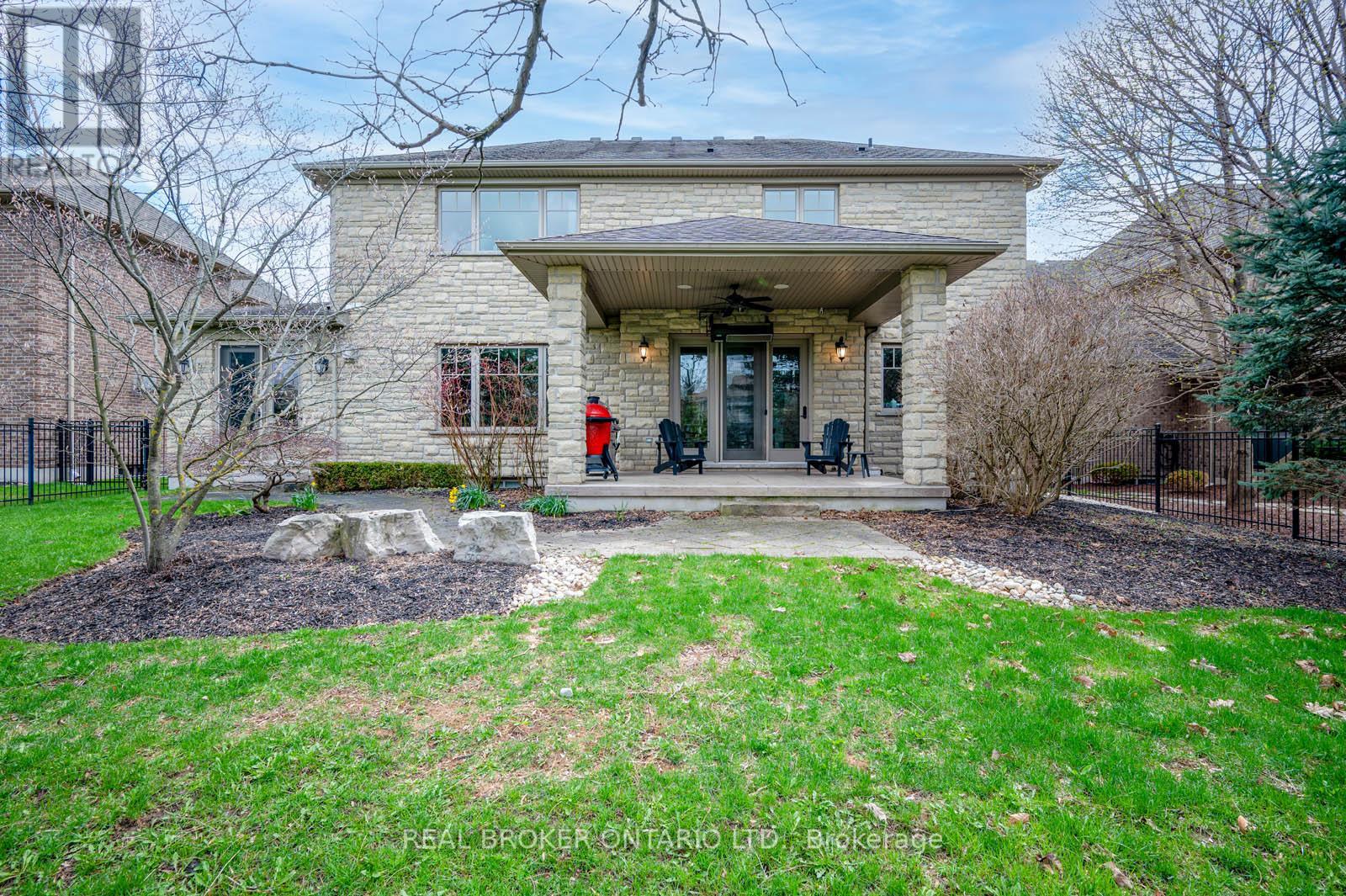 459 Deer Ridge Drive, Kitchener, Ontario  N2P 0A7 - Photo 43 - X12948134