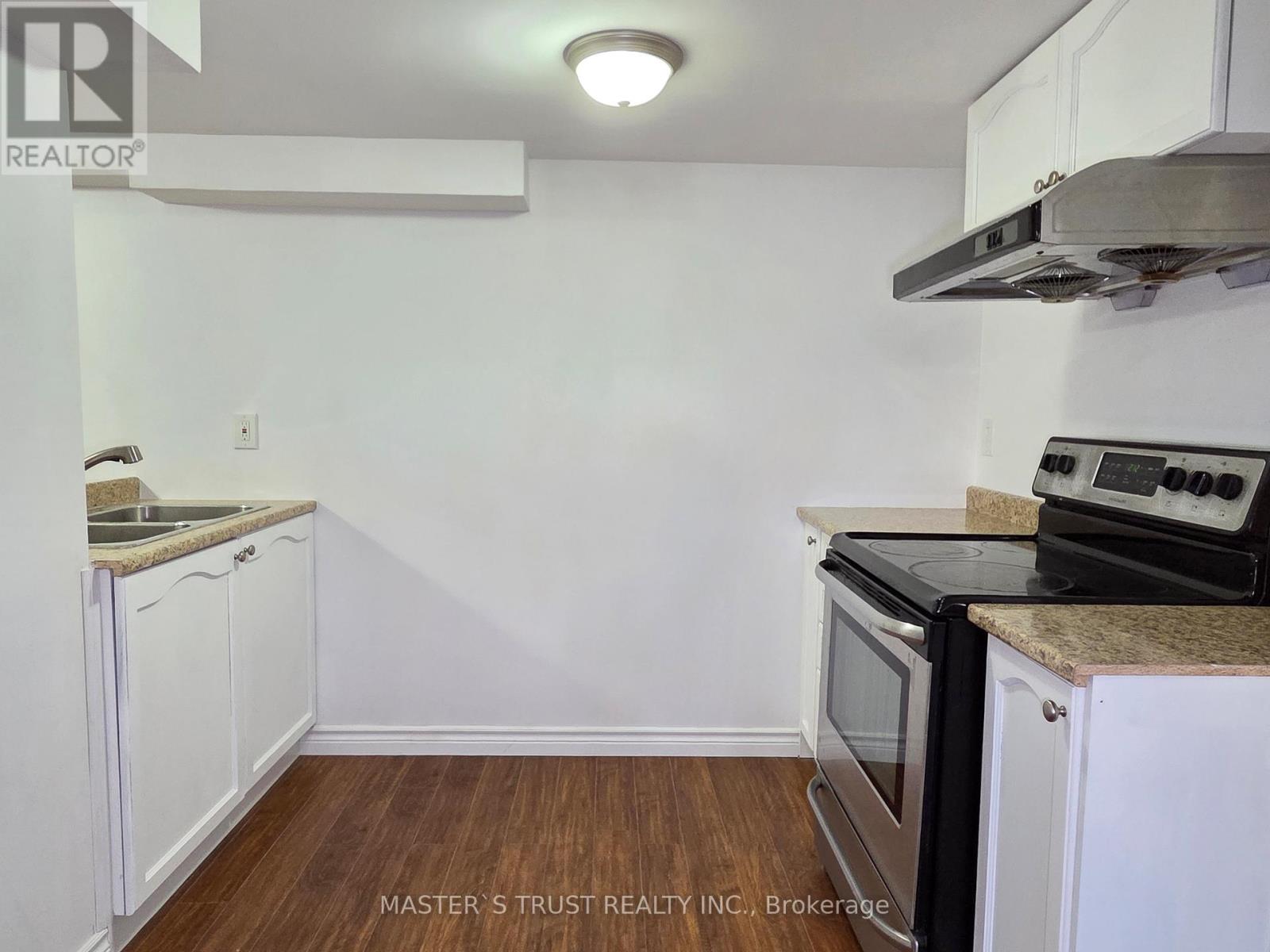 11 Beacon Point Street, Markham, Ontario  L6E 0P3 - Photo 28 - N13033326