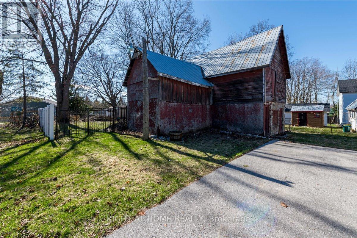 467 High Street, Orillia, Ontario  L3V 4X8 - Photo 20 - S13033332
