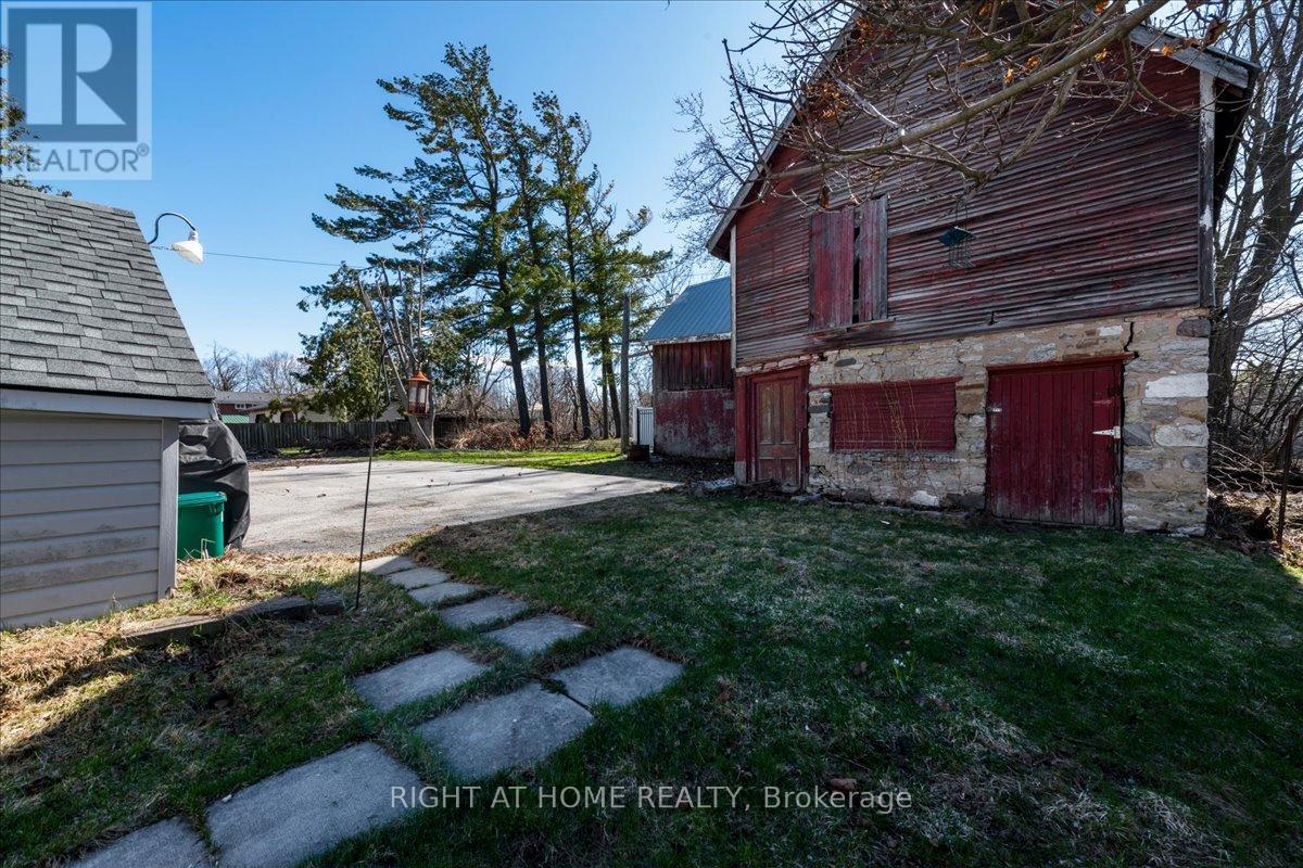 467 High Street, Orillia, Ontario  L3V 4X8 - Photo 22 - S13033332