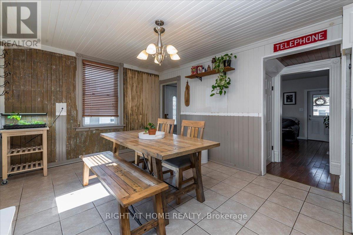 467 High Street, Orillia, Ontario  L3V 4X8 - Photo 5 - S13033332