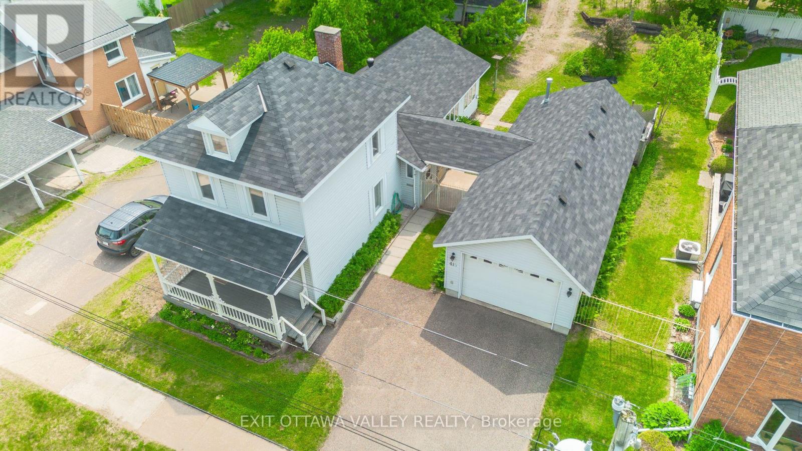 415 Trafalgar Road, Pembroke, Ontario  K8A 5B3 - Photo 3 - X12934548